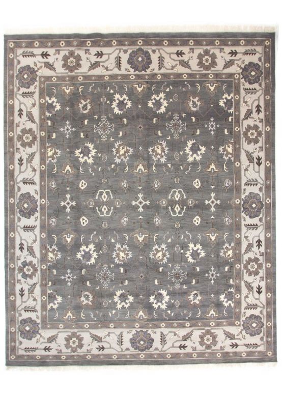 Ushak Rug